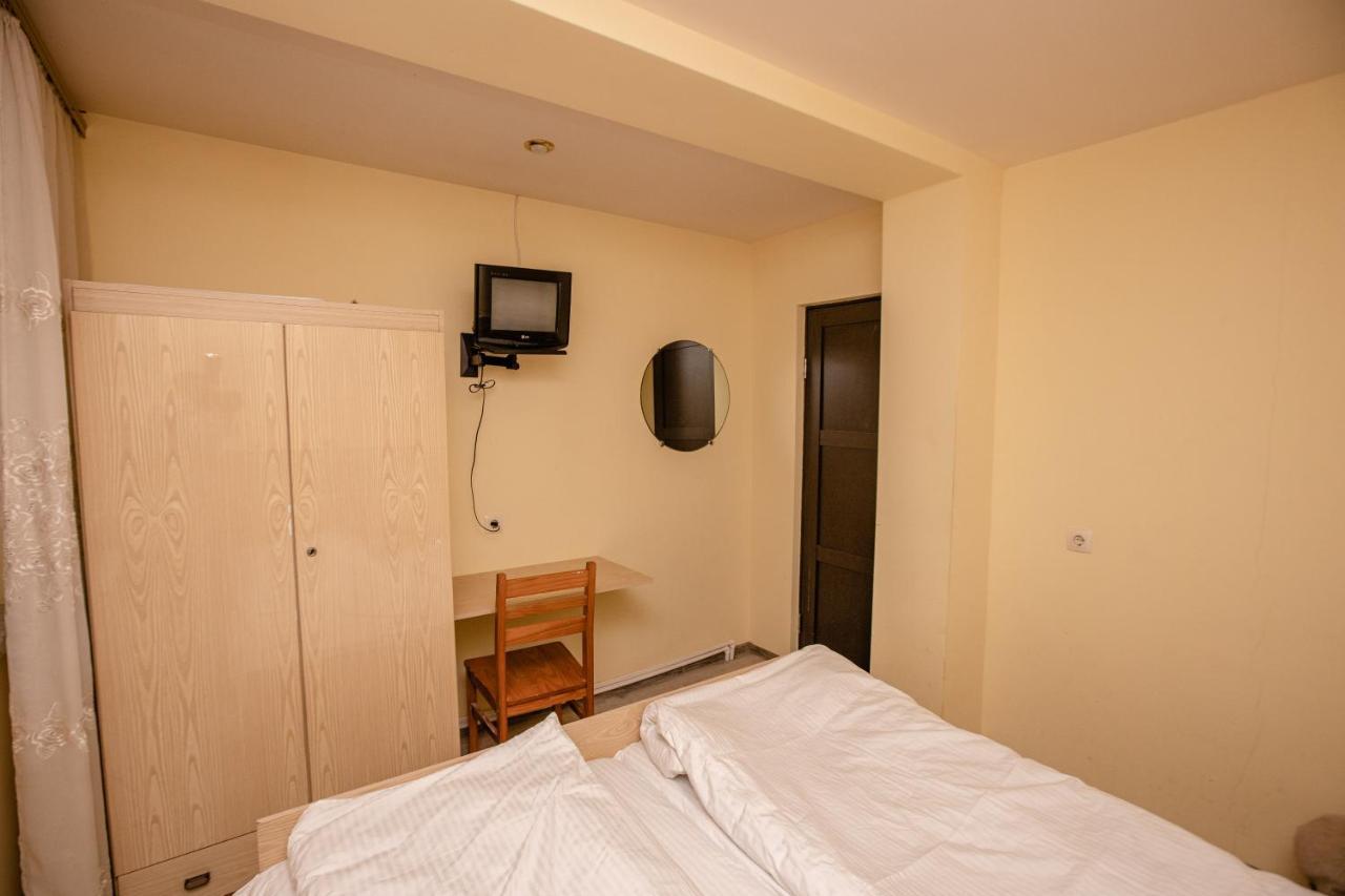 Arsego Hostel فانادزور المظهر الخارجي الصورة