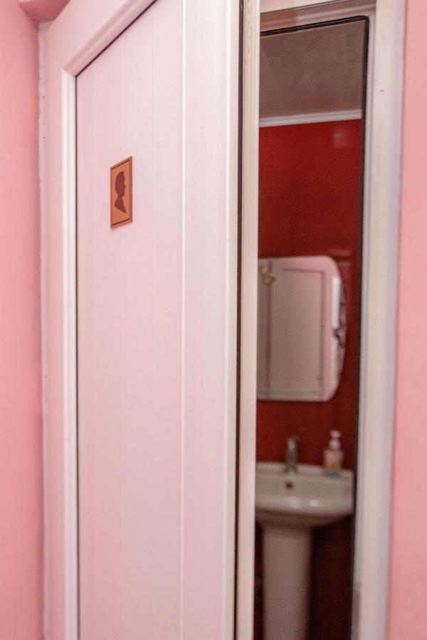 Arsego Hostel فانادزور المظهر الخارجي الصورة